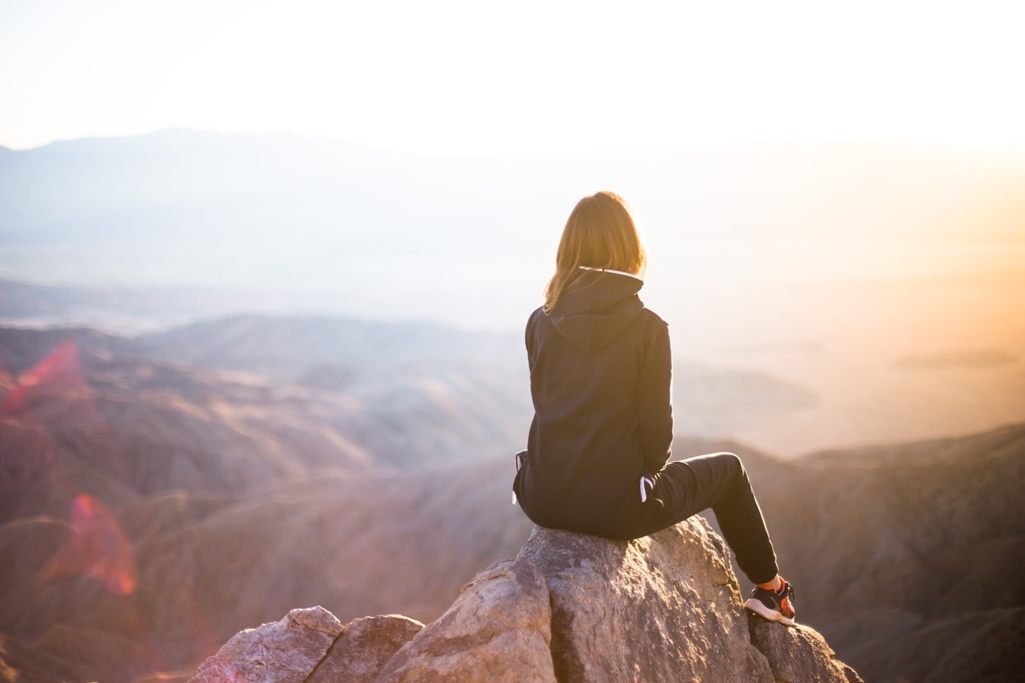 Simple Practices to Embrace Daily Happiness